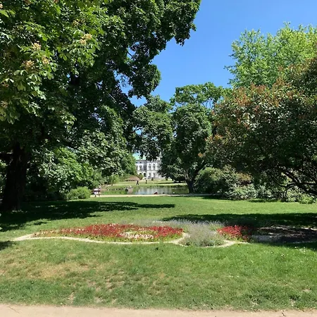 Lejlighed Cozy Krasinski Garden
